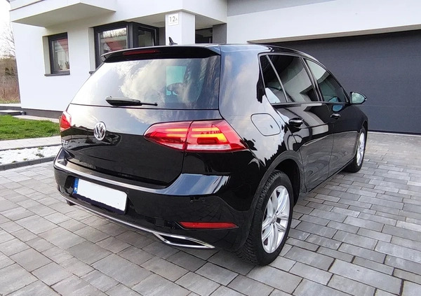 Volkswagen Golf cena 77900 przebieg: 67960, rok produkcji 2019 z Suchedniów małe 436